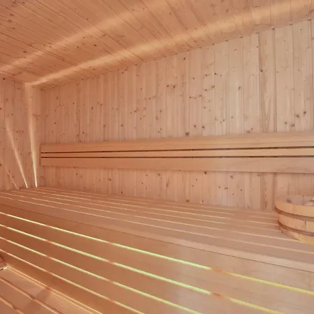 Sleeps 8 Pool Air Con Wifi 빌라 *